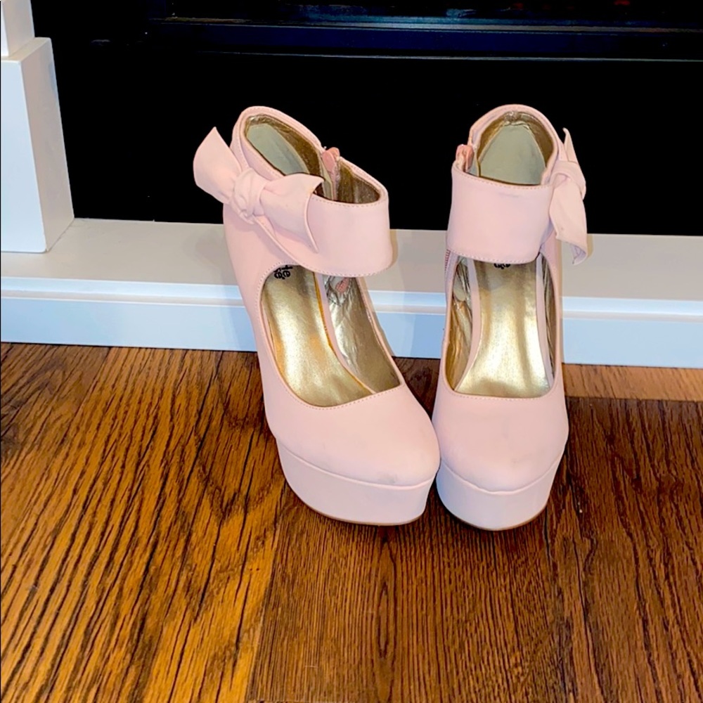 🎀